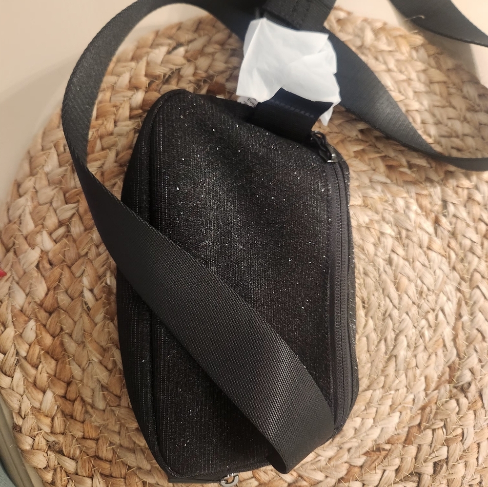 Lululemon Black Sparkle Belt Bag - Picture 3 of 5